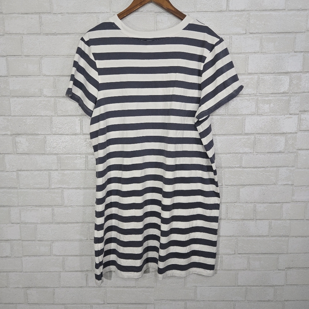 Old Navy short sleeve dress - Picture 8 of 10